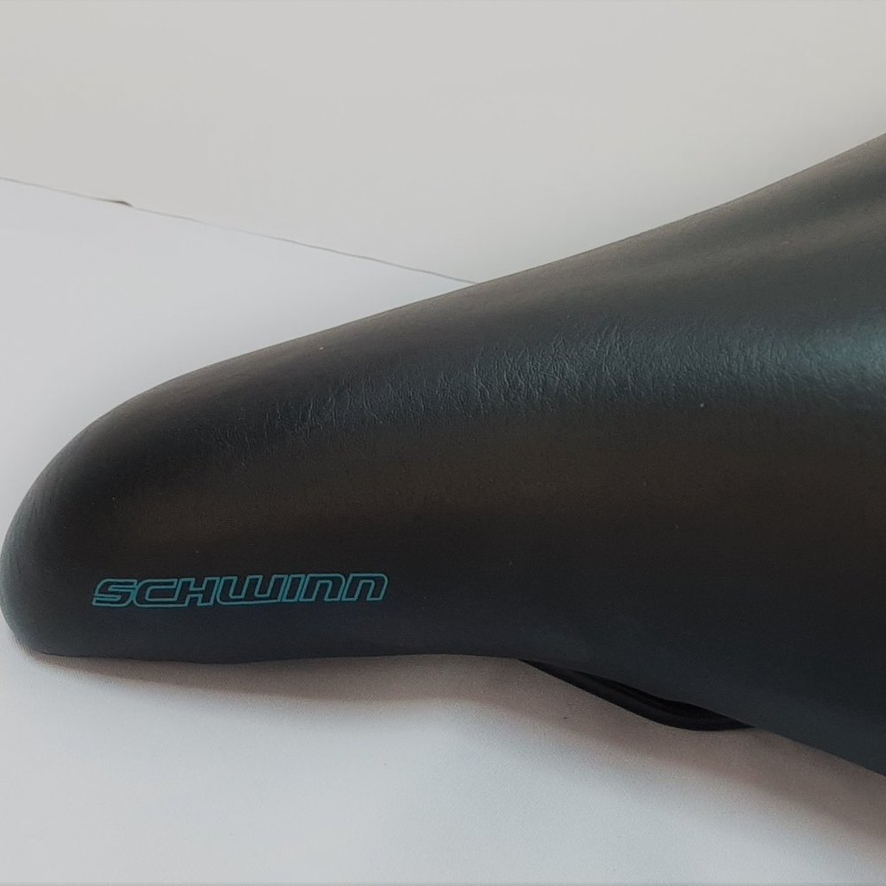 Schwinn Bicycle Seat, Wide Comfort NEW